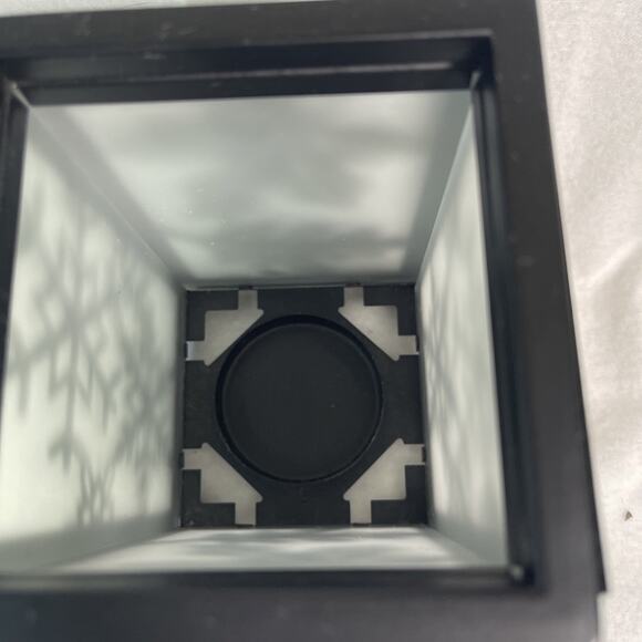 Partylite Change-O-Luminary Candle Holder P8977 Web / Leaves /Snowflakes - Picture 5 of 5